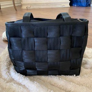 Black seatbelt great quality purse.
